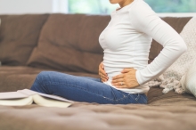 woman experiencing pelvic pain